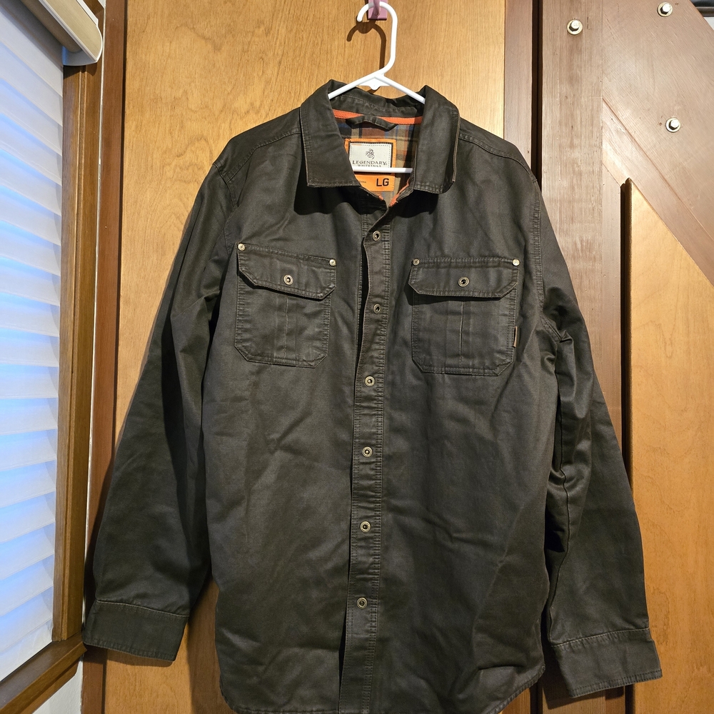 Legendary Whitetails Men's Dark Gray Shirt Jacket